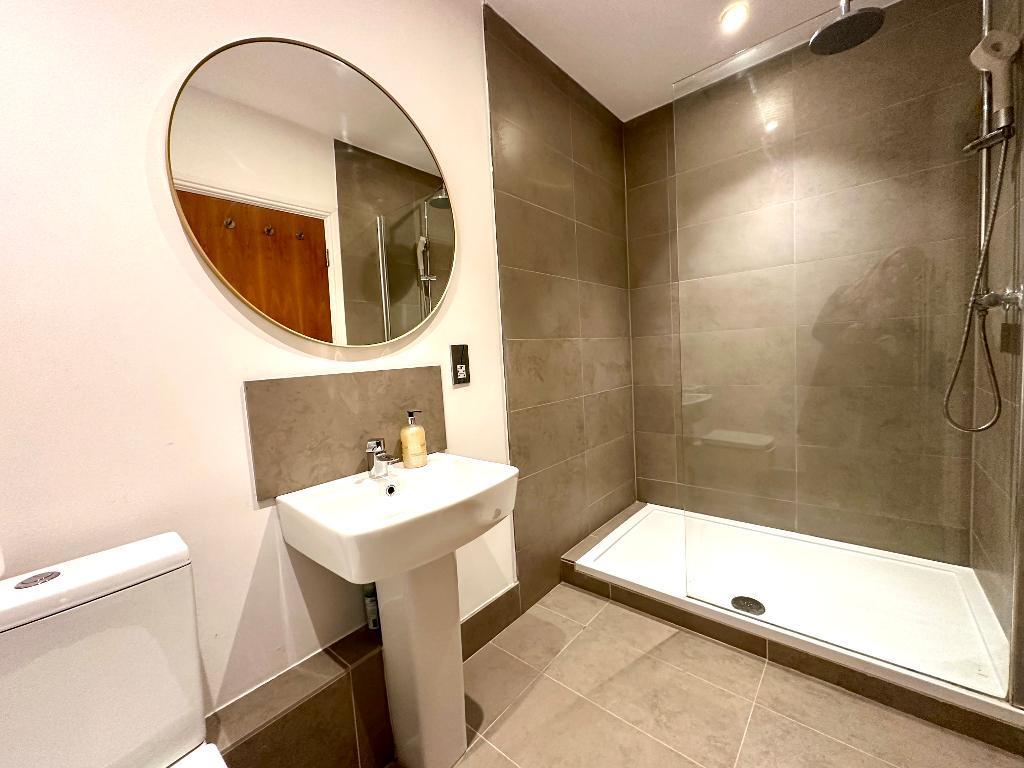 Main Bathroom