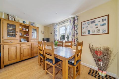 4 Fortnum Place, Ilminster, TA19 0HT