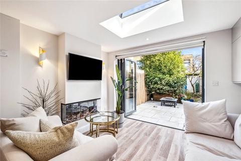 3 bedroom terraced house for sale, Sandycombe Road, Kew, Surrey, TW9