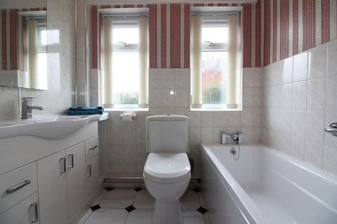2a Wolverhampton Road, Kingswinford, DY6 7JA