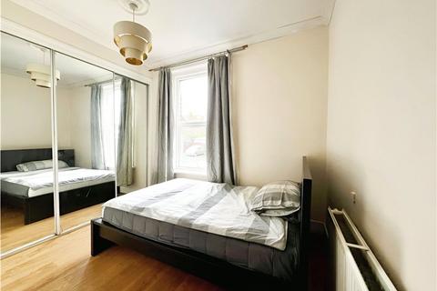 1 bedroom apartment to rent, Farnham Road, Guildford, Surrey, GU2