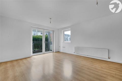 2 bedroom flat for sale, Birdwood Avenue, The Bridge, Dartford, Kent, DA1