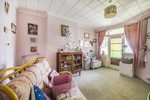 3 bedroom semi-detached house for sale, St. Pauls Crescent, Botley, Oxford