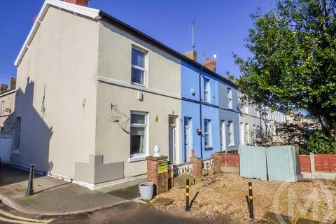 2 bedroom end of terrace house for sale, Hyde Road, Blackpool, FY1 6EQ