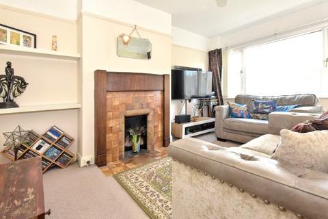 4 bedroom terraced house for sale, St. Anns Gardens, Leeds, West Yorkshire