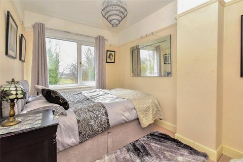 4 bedroom terraced house for sale, St. Anns Gardens, Leeds, West Yorkshire
