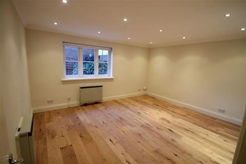 2 bedroom flat for sale, WANSTEAD E11