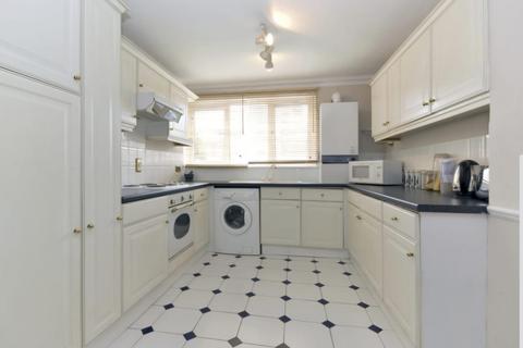 2 bedroom maisonette for sale, Portree Street, London, E14