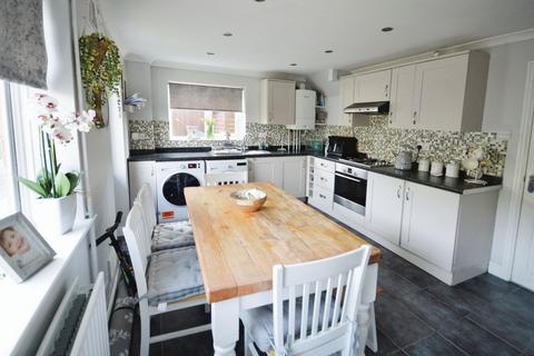 119 Glannant Way, Neath, SA11 3YW