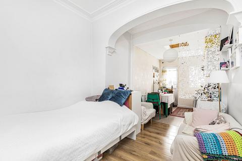 9 bedroom end of terrace house for sale, Norbury Crescent, London SW16