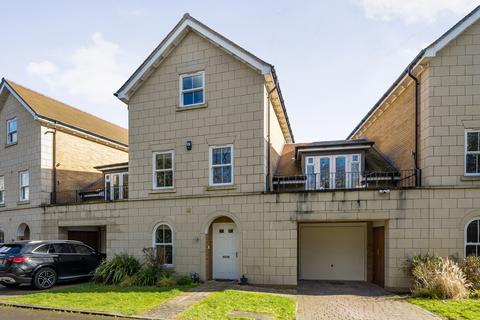 4 bedroom terraced house for sale, Reservoir Crescent, Berkshire RG1