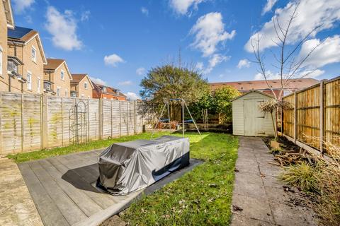 4 bedroom terraced house for sale, Reservoir Crescent, Berkshire RG1