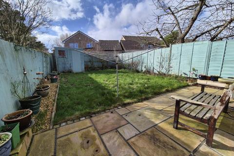 25 Baker Close, Clevedon, BS21 7TW