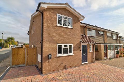 4 bedroom semi-detached house to rent, Wrights Lane, Great Missenden HP16