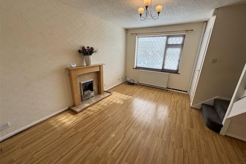 2 bedroom end of terrace house to rent, Tresillian Road, Coventry CV7