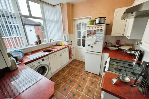 3 bedroom semi-detached house for sale, Pitfield Avenue, Staffordshire ST5