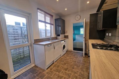 2 bedroom terraced house for sale, Sutherland Road, Hampshire PO4