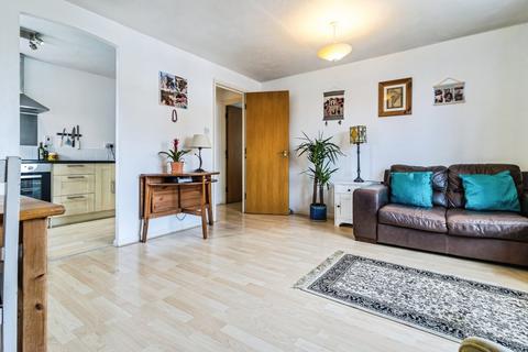 55 Calico Close, Salford, M3 6AH