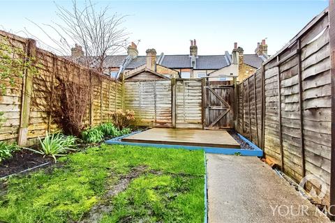 15 Mead Road, Gravesend, DA11 7PP