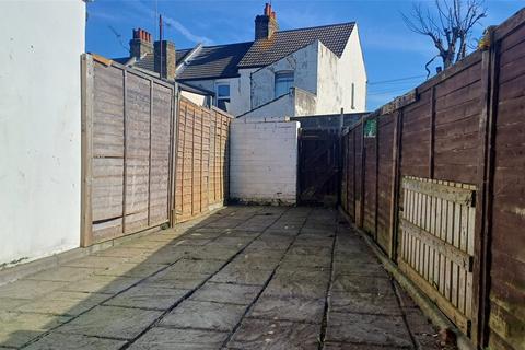 18 Stanley Road, Northfleet, Gravesend, DA11 7AR