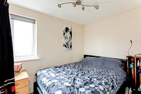 1 bedroom flat to rent, Glenville Grove, London SE8