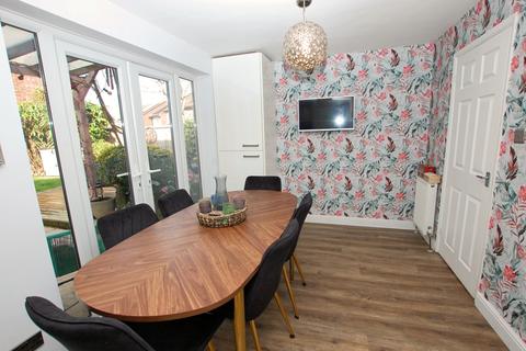 4 bedroom link detached house for sale, Swaish Drive, Bristol BS30