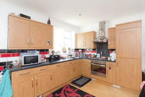 2 bedroom end of terrace house for sale, Cecil Avenue, Kent ME12