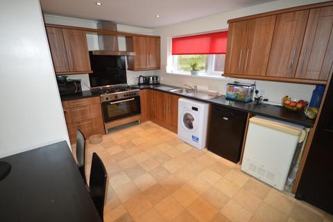 3 bedroom terraced house to rent, Hartshead, Lancashire WN8