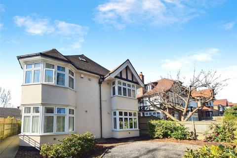 2 bedroom flat to rent, Hill Lane, Southampton SO15