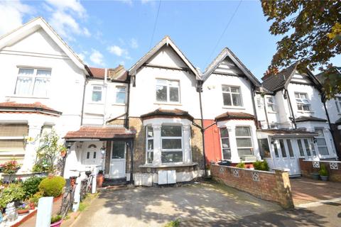 1 bedroom flat for sale, Maswell Park Crescent, Hounslow TW3