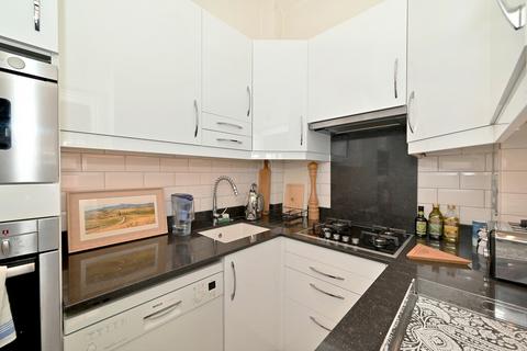 1 bedroom property to rent, Eaton Terrace Mews, Belgravia, SW1W