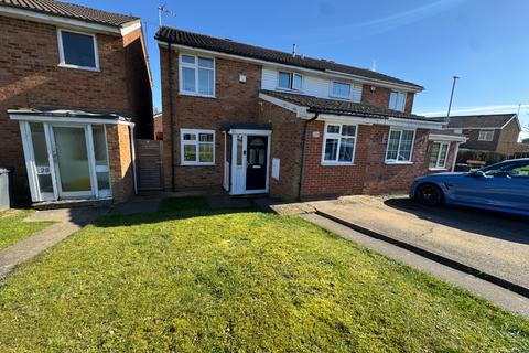 3 bedroom semi-detached house for sale, Buckingham Drive, Luton