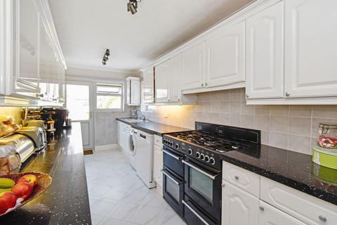 4 bedroom semi-detached house for sale, Bark Hart Road, Orpington BR6