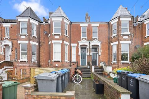 3 bedroom apartment for sale, Chevening Road, Queens Park, NW6