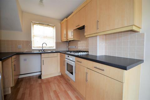 2 bedroom house to rent, Swallow Lane, Aylesbury