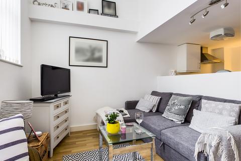 1 bedroom flat for sale, Kilvey Terrace, St Thomas, Swansea, SA1