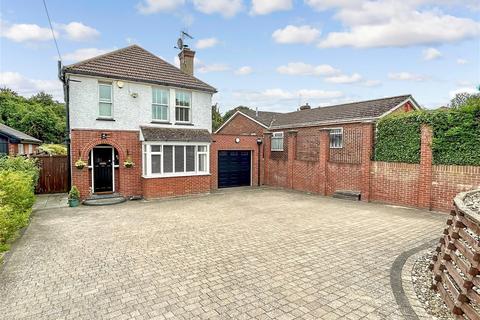 3 bedroom detached house for sale, Hartlip Hill, Hartlip, Sittingbourne, Kent