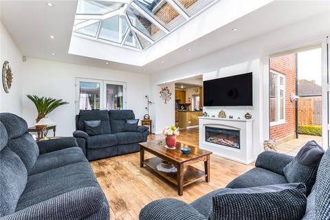 15 Friars Walk, Dunstable, LU6 3JA