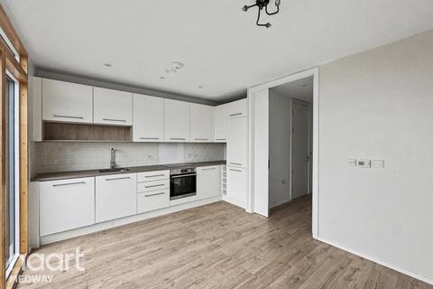 3 bedroom terraced house for sale, Buckley Close, Chatham