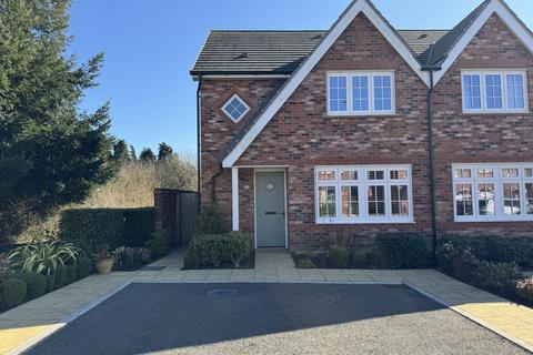 3 bedroom semi-detached house for sale, Vale View, Shaftesbury - Popular Location