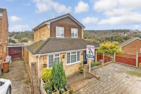 3 bedroom detached house for sale, Rush Close, Chatham ME5