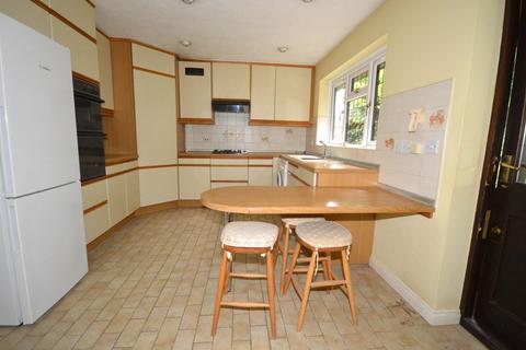 3 bedroom detached bungalow for sale, Gables Close, Aylesbury HP22