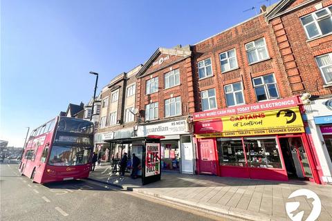 4 bedroom flat to rent, Eltham High Street, London, SE9