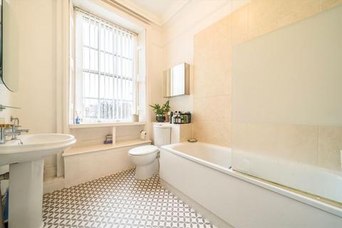 2 bedroom flat for sale, Little Ealing Lane, London W5