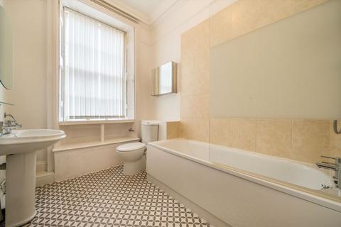 2 bedroom flat for sale, Little Ealing Lane, London W5