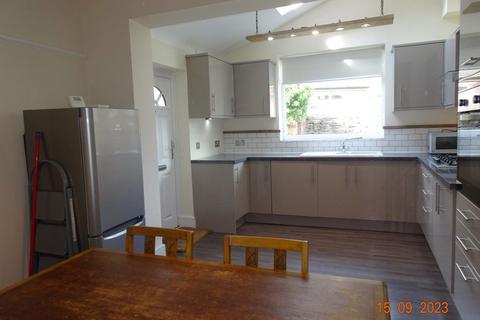 3 bedroom terraced house to rent, Eyam Road, Crookes, Sheffield, S10 1UT