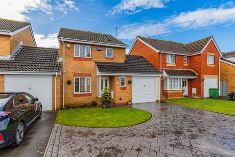 24 Clos Avro, Cardiff, CF24 2HN