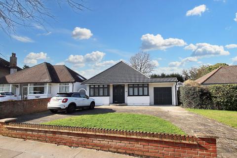 2 bedroom detached bungalow for sale, Cheston Avenue, Shirley