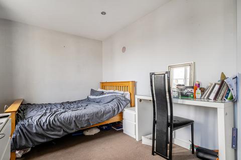1b Common Road, Winterbourne, Bristol, BS36 1QE