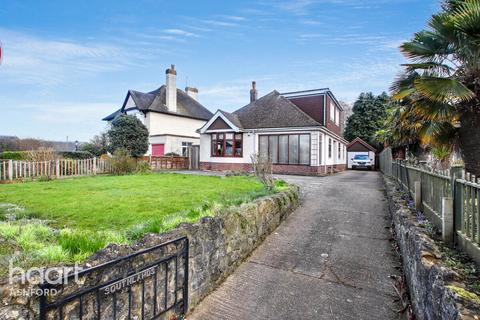 3 bedroom detached bungalow for sale, Warren Lane, Ashford